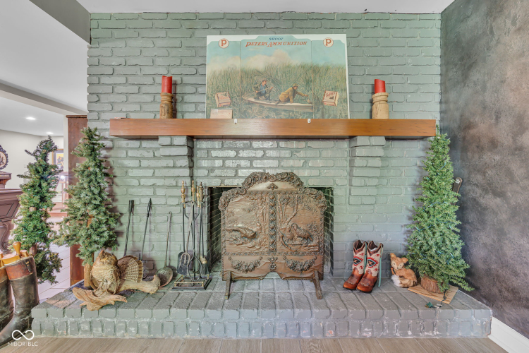 Listing Image 74