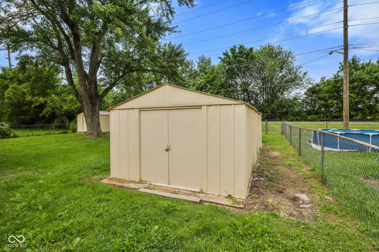 Listing Image 7