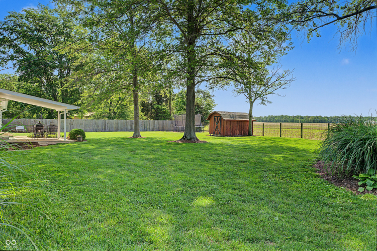 Listing Image 79