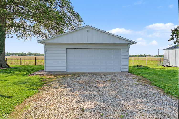 Listing Image 81