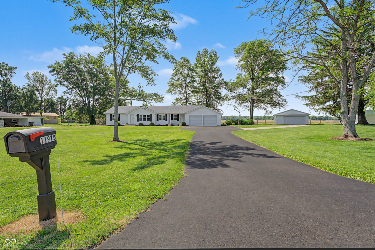 Listing Image 83
