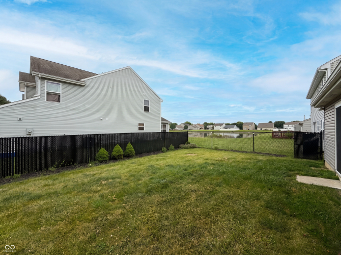 Listing Image 16