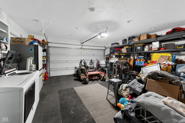 Listing Image 38