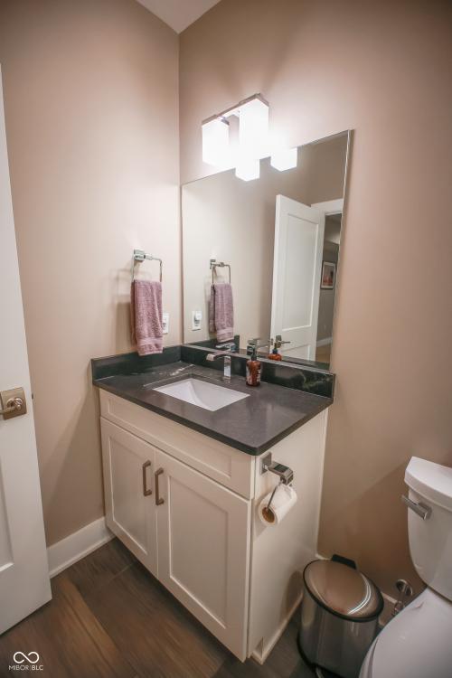 Listing Image 53