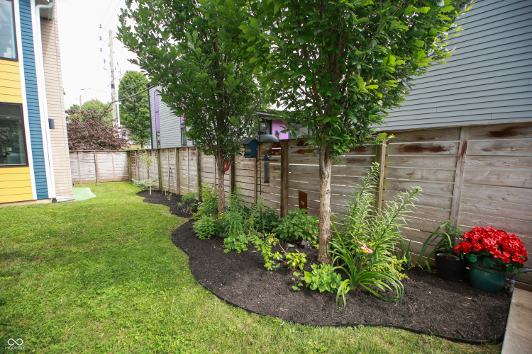 Listing Image 79