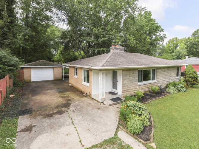 Listing Image 3