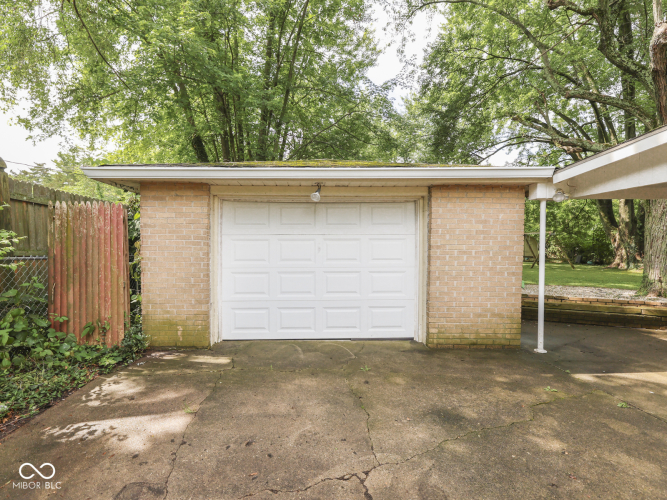 Listing Image 37