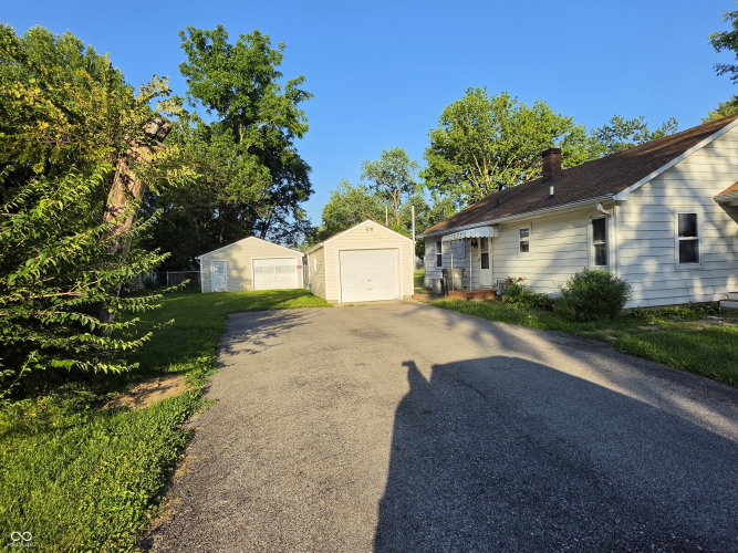Listing Image 27