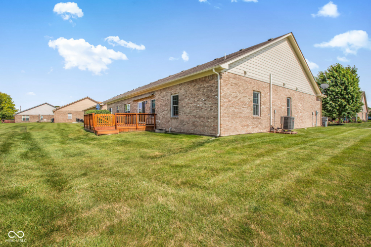 Listing Image 38