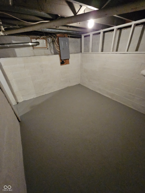 Listing Image 23