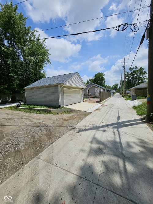 Listing Image 38