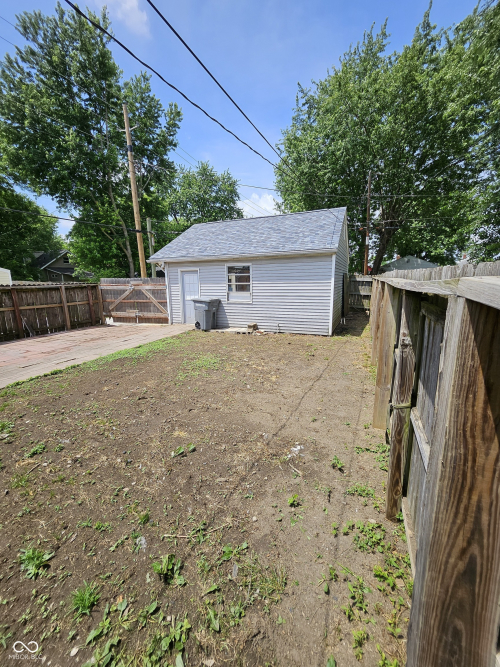 Listing Image 45