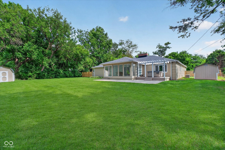 Listing Image 37