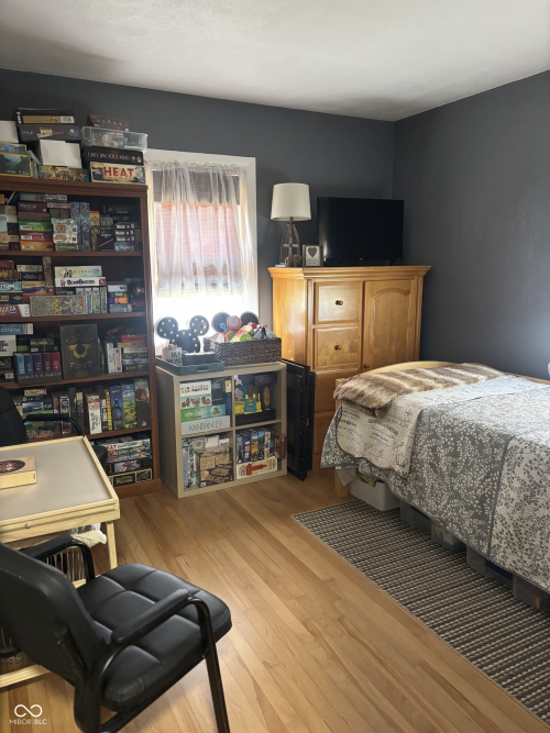 Listing Image 16