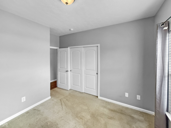 Listing Image 27