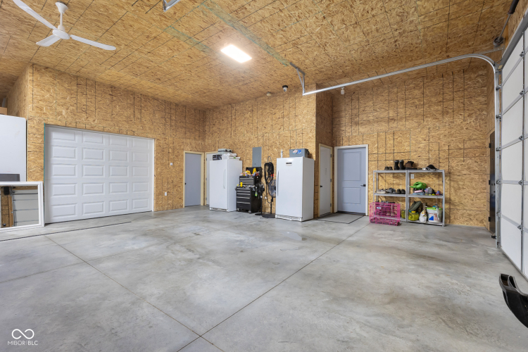 Listing Image 52