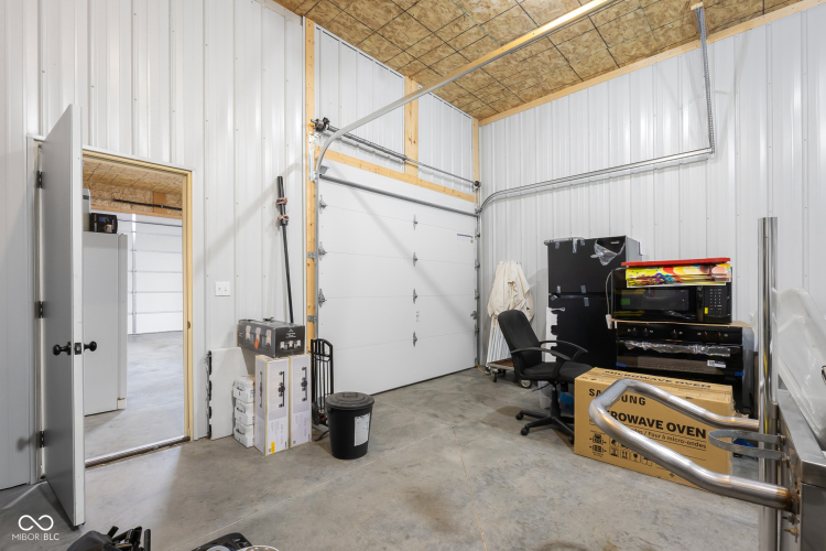 Listing Image 56