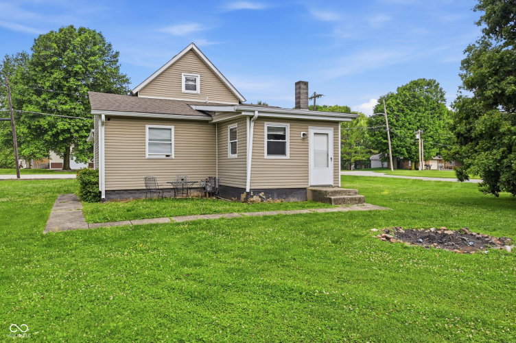 Listing Image 22