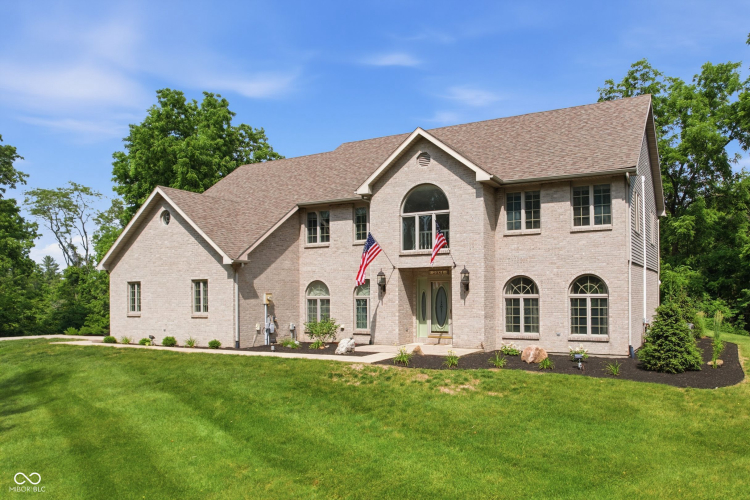 Listing Image 11