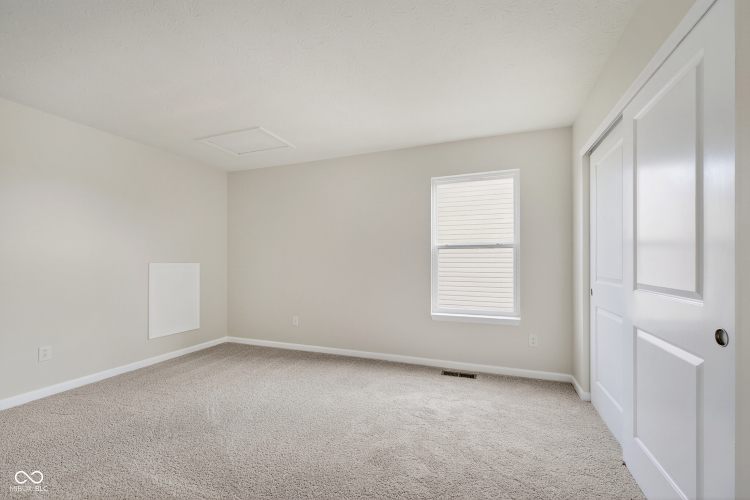 Listing Image 24