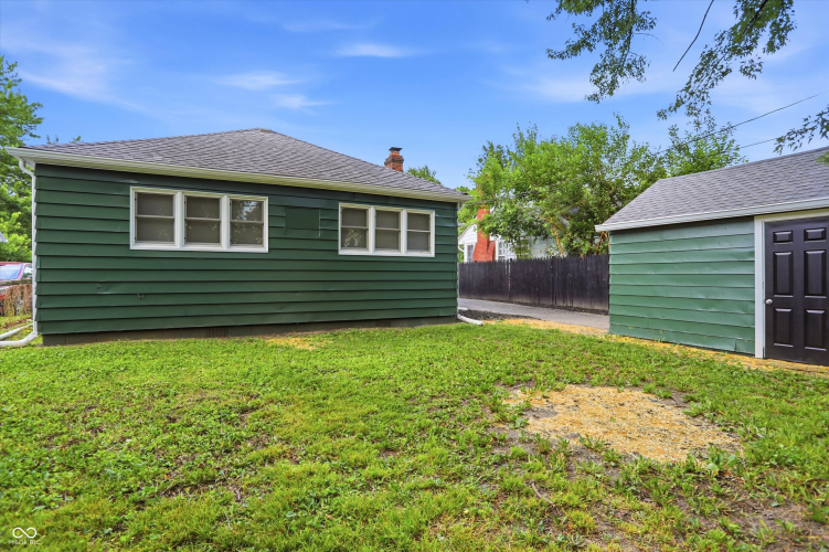 Listing Image 58
