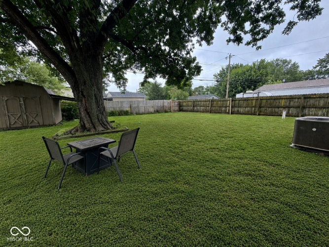 Listing Image 17