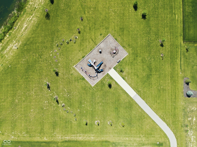 Listing Image 74