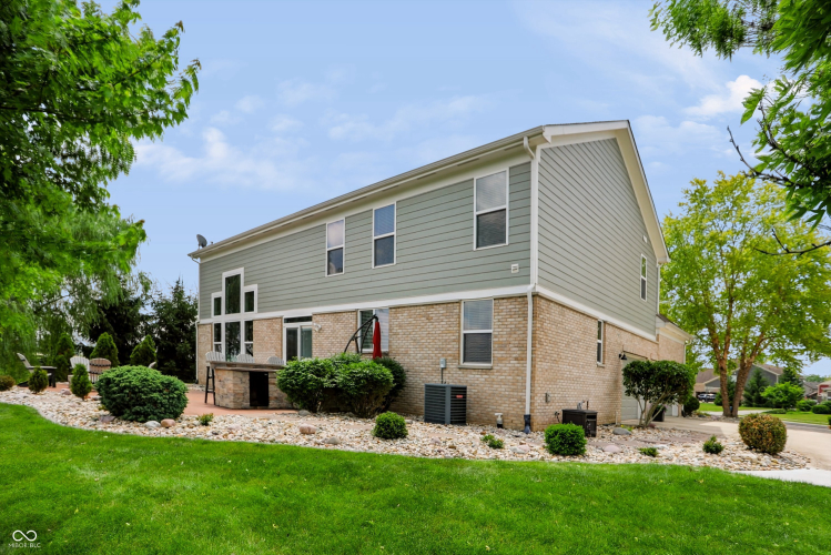 Listing Image 70