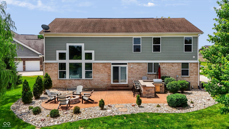 Listing Image 82