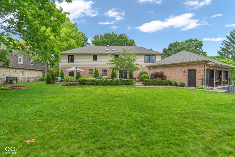 Listing Image 54