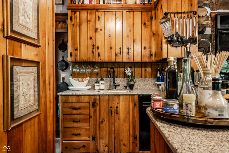 Listing Image 23