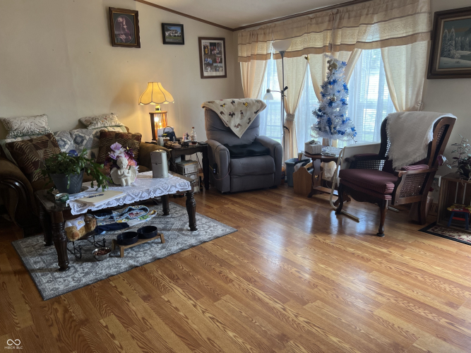 Listing Image 28
