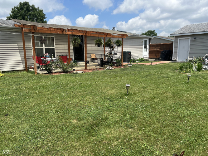 Listing Image 7