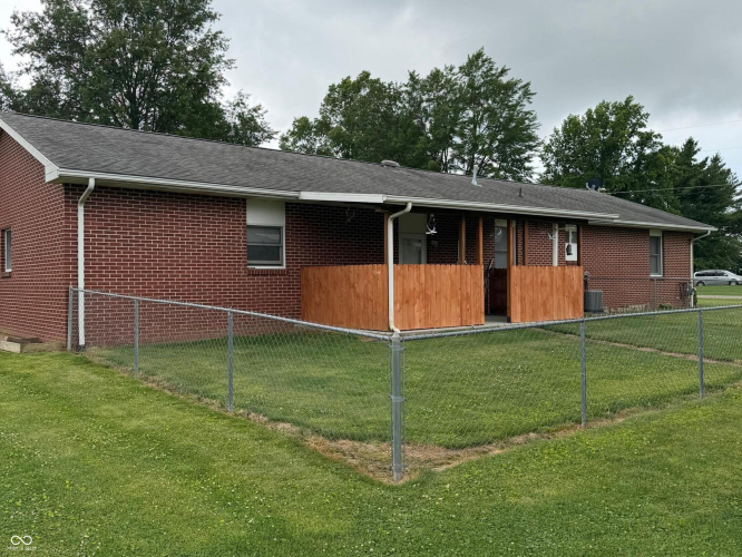 Listing Image 13