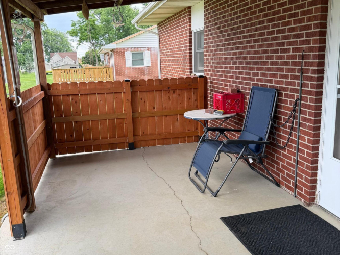 Listing Image 19