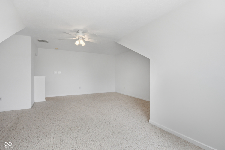 Listing Image 41