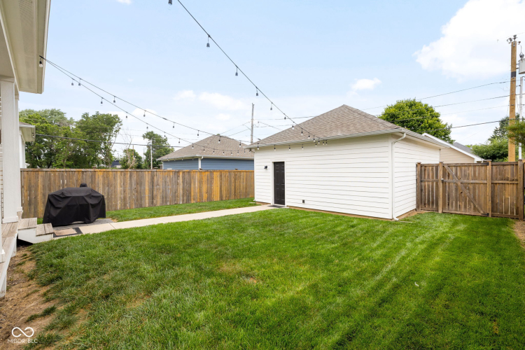 Listing Image 40