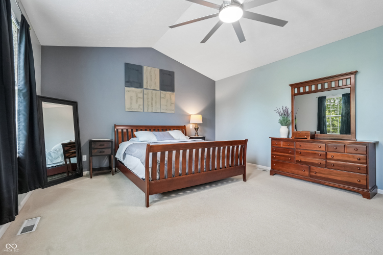Listing Image 55