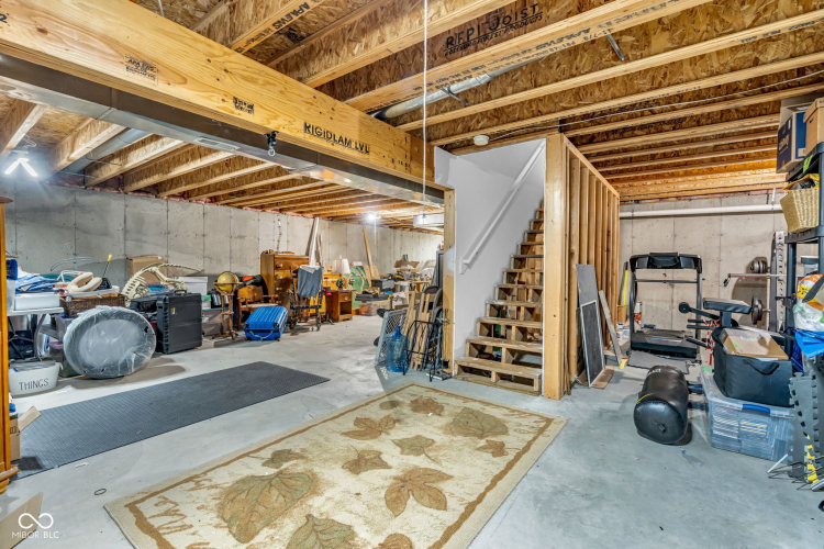Listing Image 40