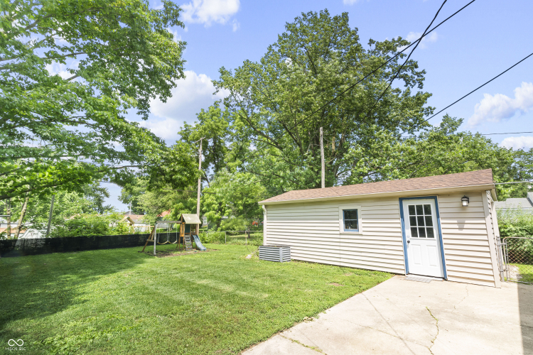 Listing Image 32