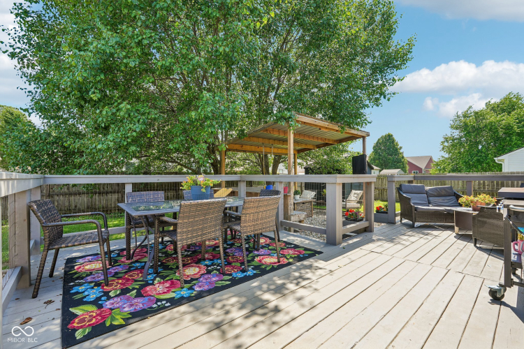 Listing Image 16