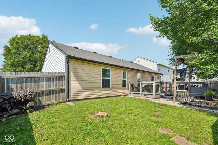 Listing Image 20