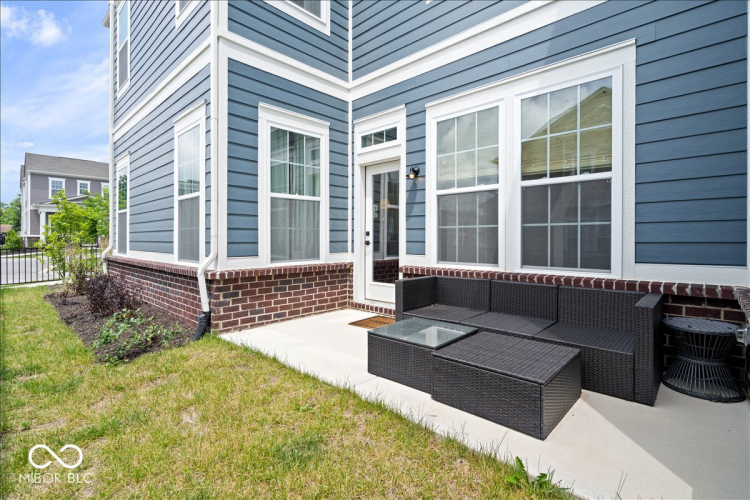 Listing Image 53