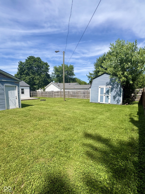 Listing Image 6