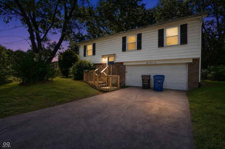 Listing Image 2