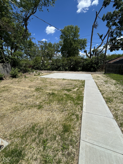Listing Image 14