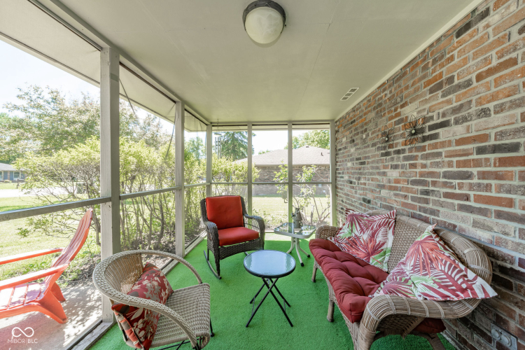 Listing Image 20