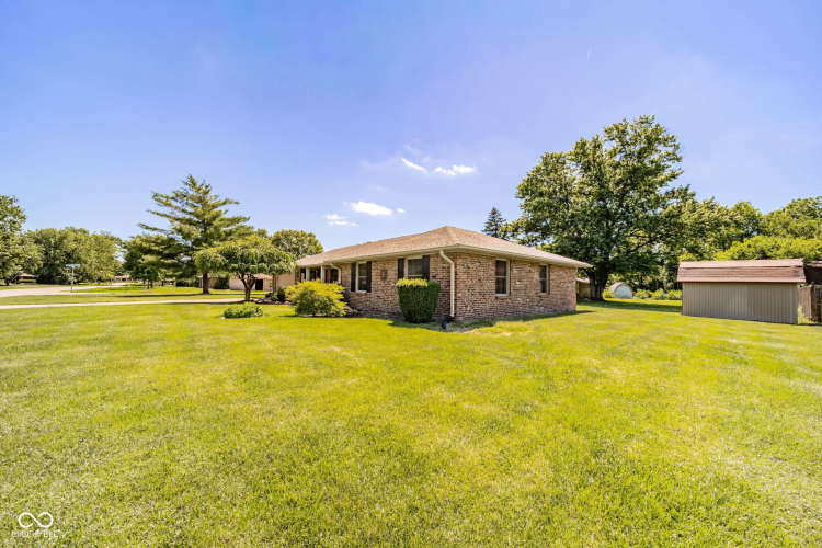 Listing Image 25