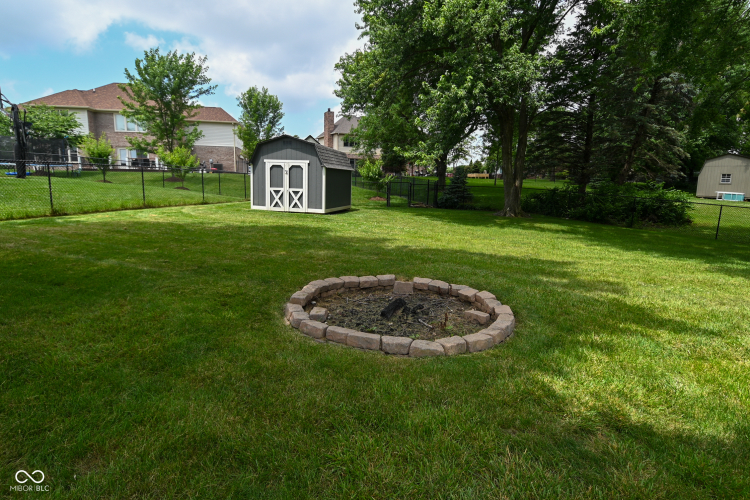 Listing Image 73