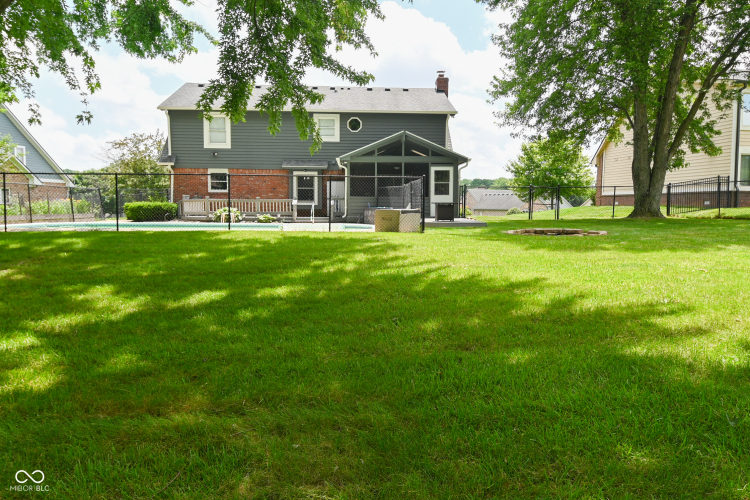 Listing Image 76